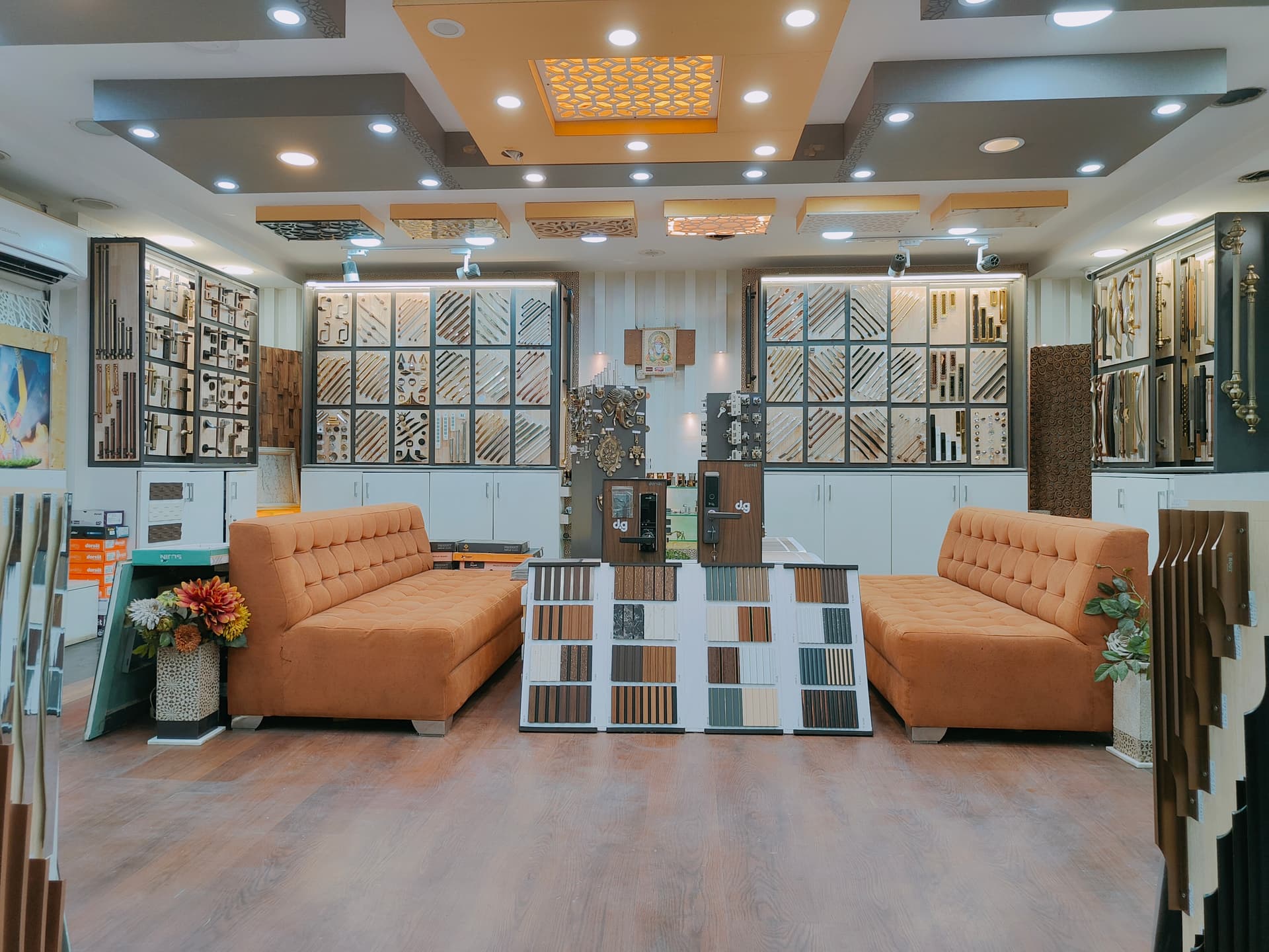 Hardware & Accessories